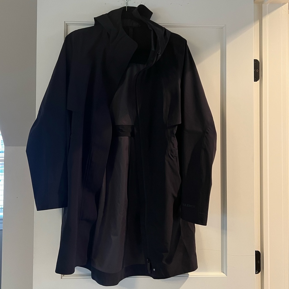 Lululemon Rain Rebel Jacket